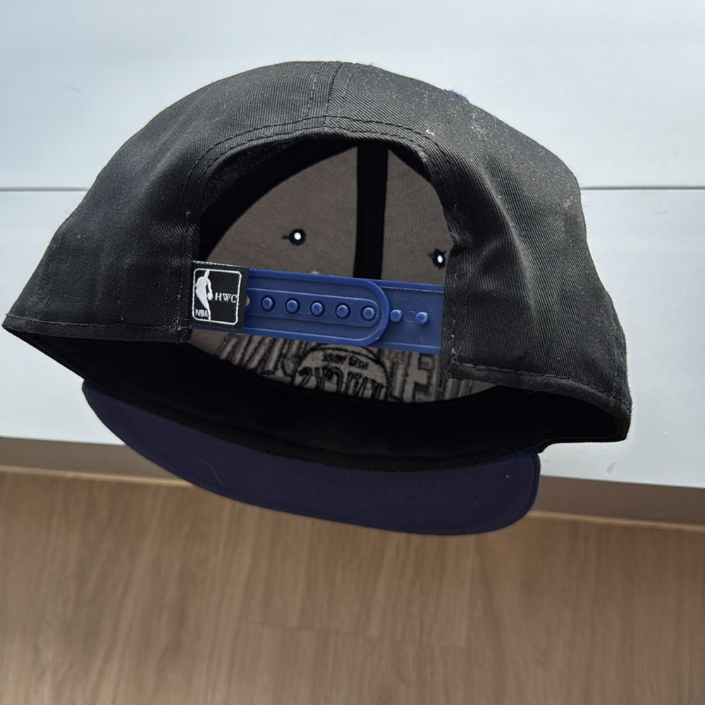Knicks Snapback Cap - Picture 3 of 3
